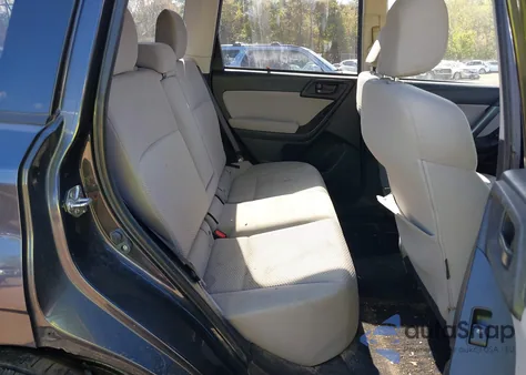 2014 Subaru Forester 2.5I Premium z USA, uszkodzony, nr VIN JF2SJAEC1EH447073